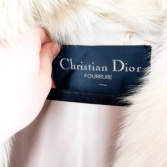 Christian Dior Fourrure Vintage Genuine Fur Coat Luxury Designer Coat Winter - Picture 5 of 15